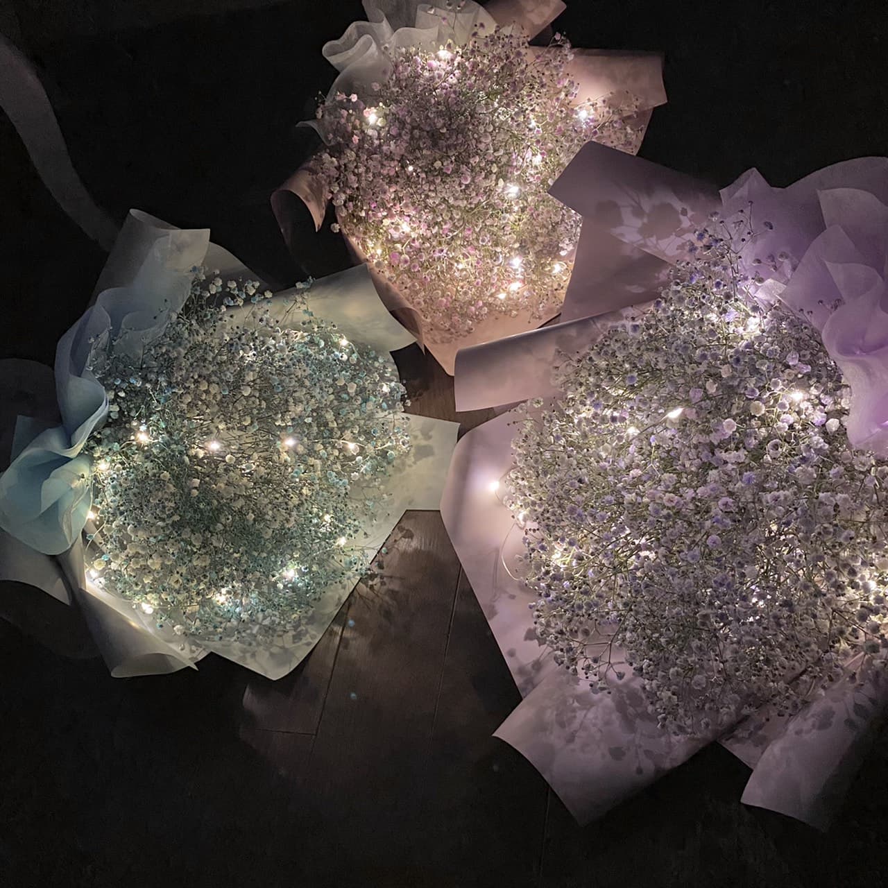 LED付きかすみ草のレインボーブーケ