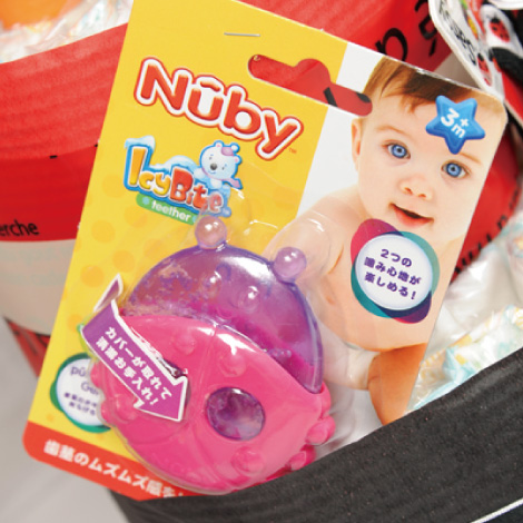 ジジとリボンのおむつケーキイメージ