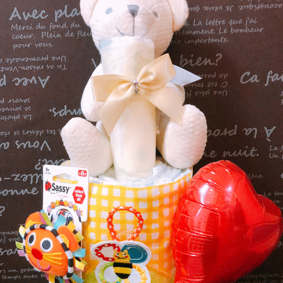 イエローベアおむつケーキイメージ