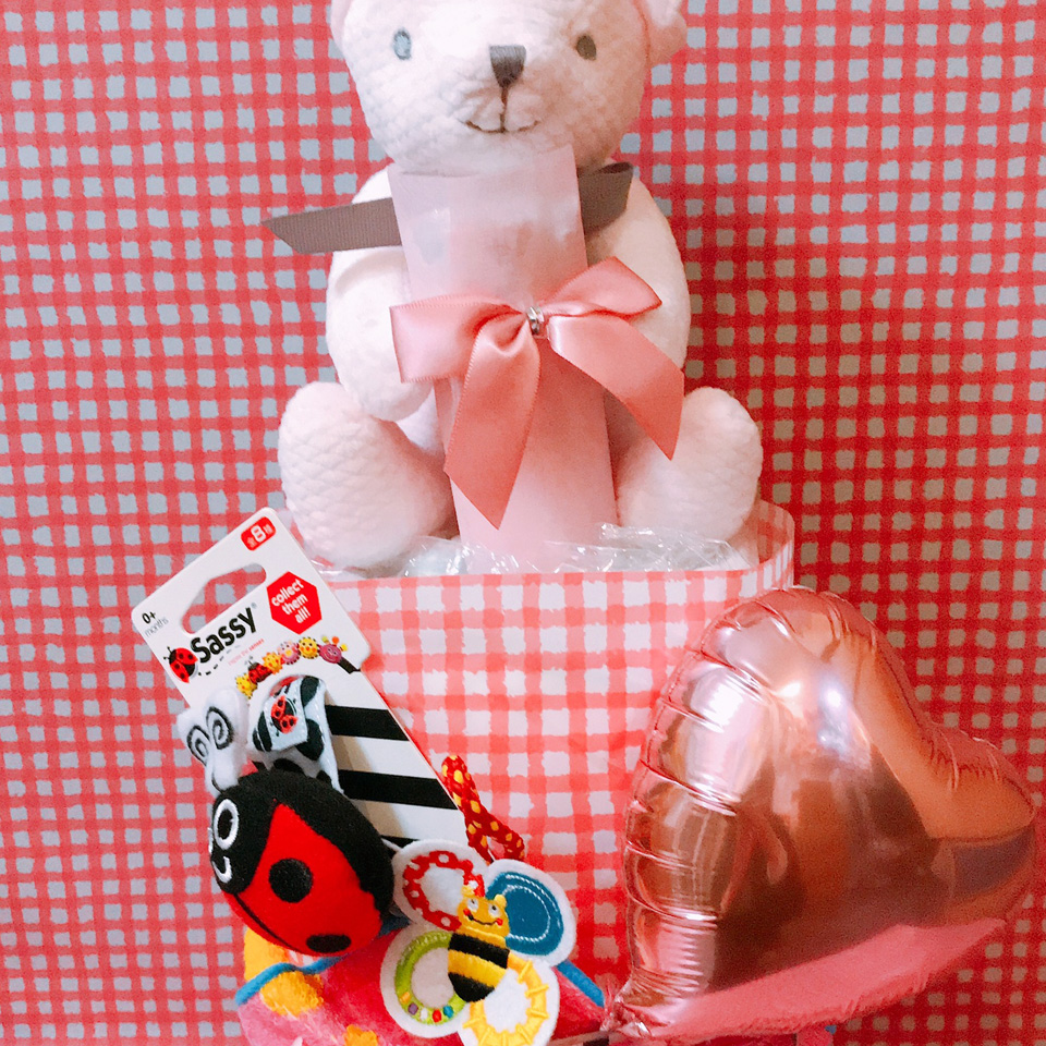 ピンクベアおむつケーキイメージ