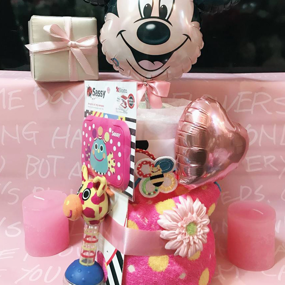 ミニーおむつケーキイメージ