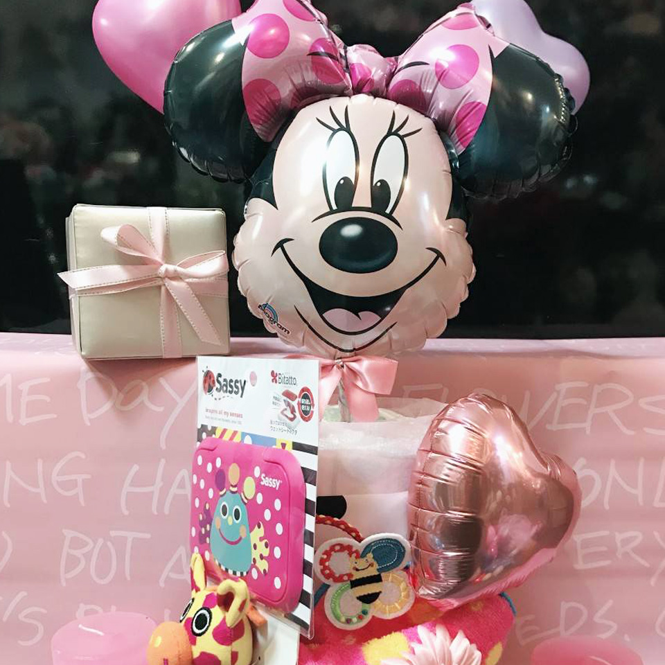 ミニーおむつケーキイメージ