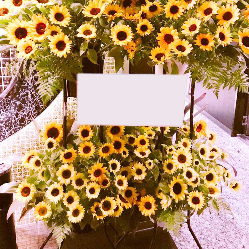 花の変更OKダブルスタンドイメージ