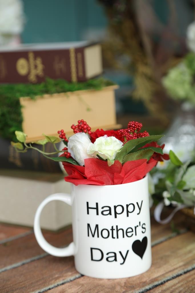 メッセージマグカップフワラー（レッド）