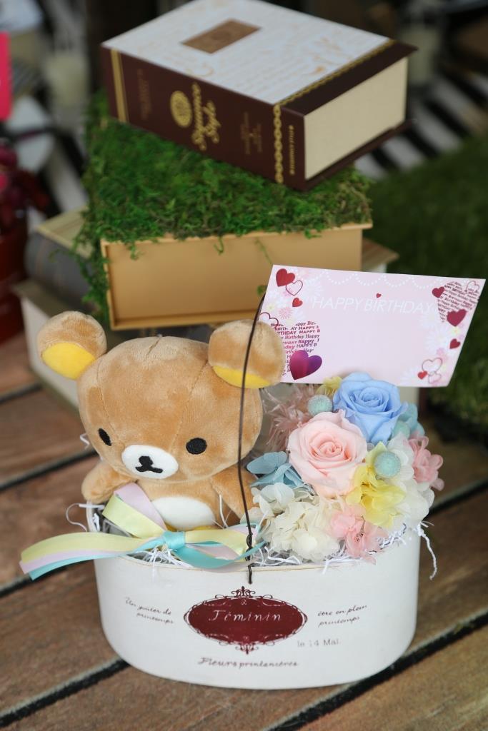 リラックマフラワーアレンジ