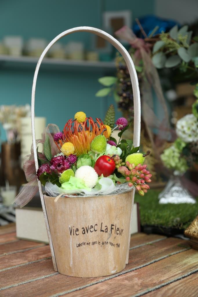 ウッドフラワーアレンジ（ビビッド）